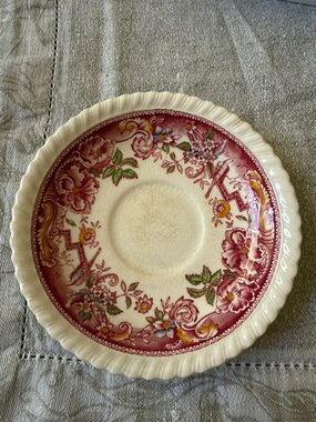 Antique Johnson Brothers Devonshire pattern red made in England saucer